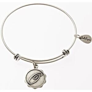 Bella Ryann O Adjustable Expandable Silvertone Wire Bangle Bracelet Initial